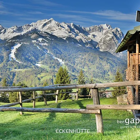 Bergalpine Appartement *